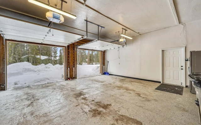 American Way Chalet 5 Bedroom Home