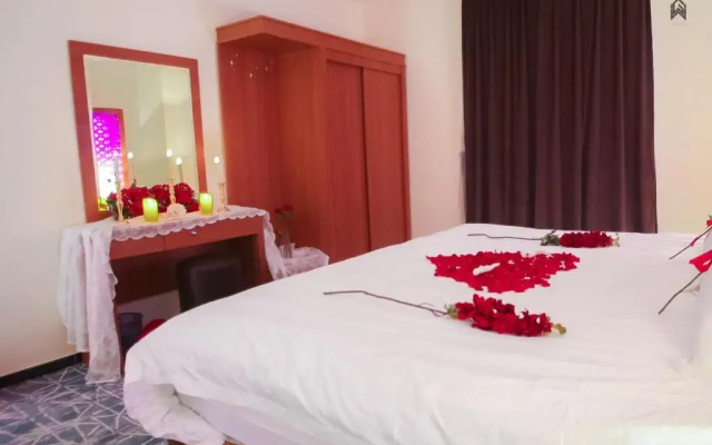 Loluat Al Matar Furnished Units