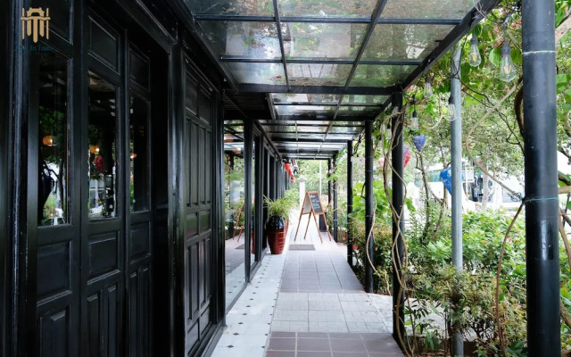 Hoi An Town Home Resort