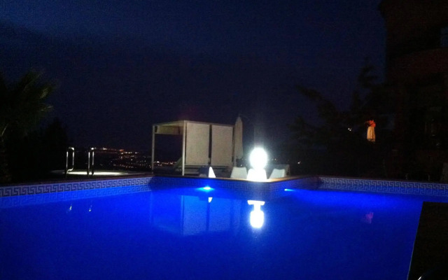 El Petit Mirador Hotel