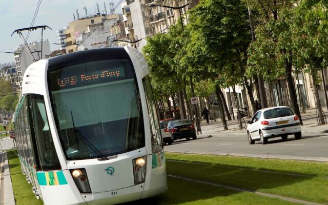 hotelF1 Paris Saint-Denis Universite