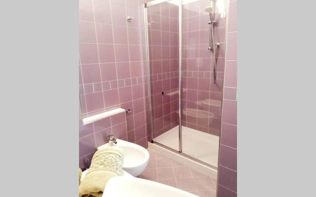 Casa Bellagio Beach: Pool, 100m Lake & near City