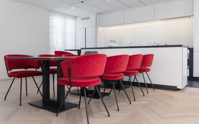 1.75 Paris La Source