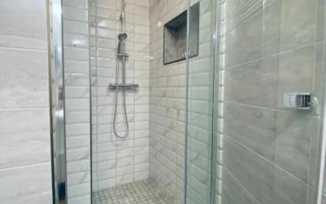 Teresa Boulevard Apartment