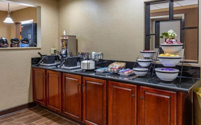 Comfort Inn Greensboro - Kernersville