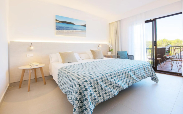 Hotel Playa Mondrago