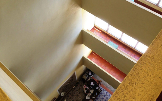 Yanadin Serviced Apartment