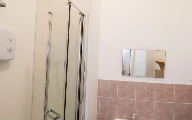 4 Beach View @ Beaconsfield House