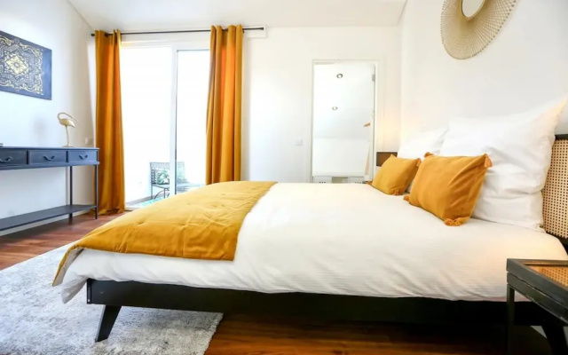 Green Gorgeous - 3 Bedroom Getaway in the Heart