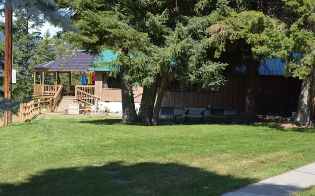 Rimrock Lodge