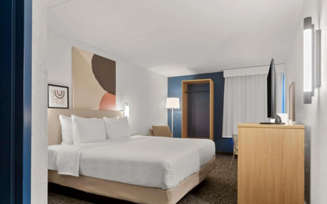 Spark By Hilton Grand Prairie