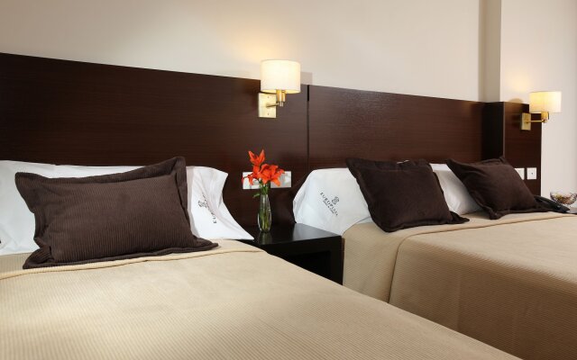 Europlaza Hotel & Suites