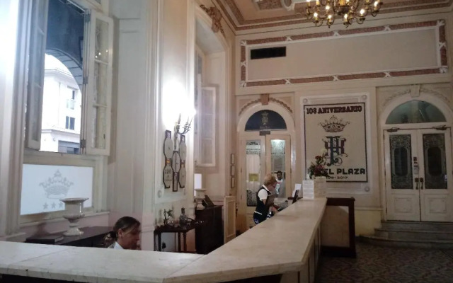 Hotel Plaza