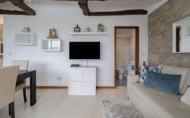 Trendy Flats - Instaworthy River View by Host Wise