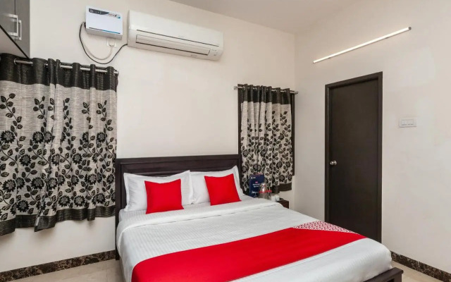 OYO 28257 Skye Service Apartments
