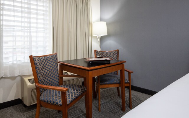 Atherton Park Inn & Suites