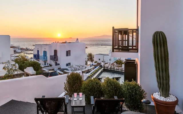 She Mykonos Boutique Hotel
