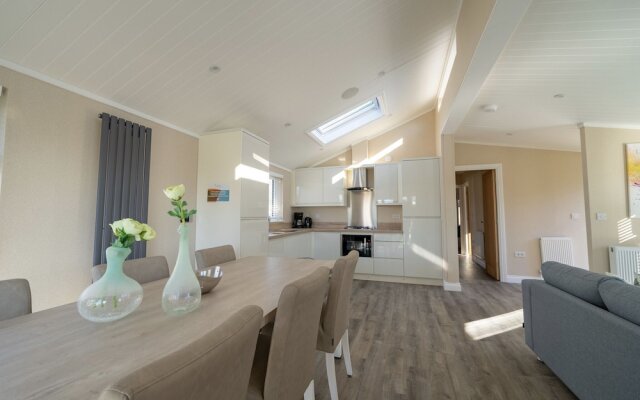 Modern Chalet With Combi Microwave Efteling At 2Km