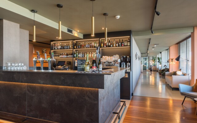 Leonardo Hotel IJmuiden Seaport Beach