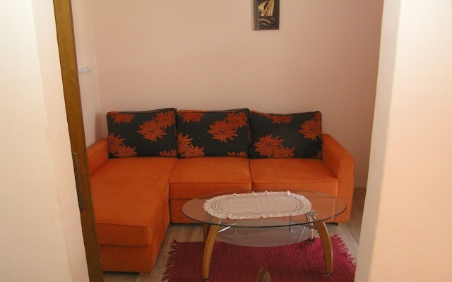 Apartments Kolinda
