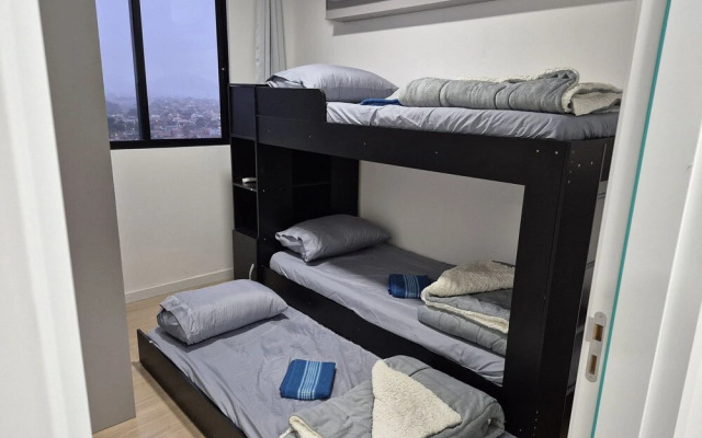 Skyline Comfort Club - Azul Celeste