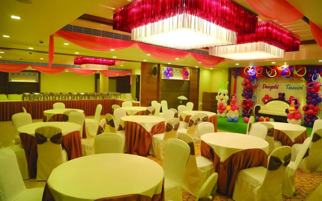 OYO Rooms NTR Health University