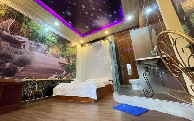 Hoang Gia Hotel Binh Duong by Bay Luxury