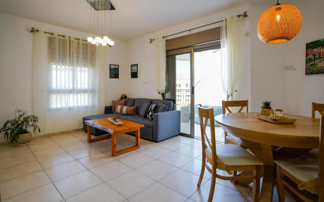 two bed room apartment 5 min walk to the beach