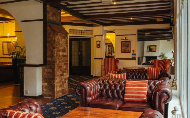 The Yenton Hotel