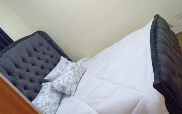 Stay.Plus Saphire Court Apartment