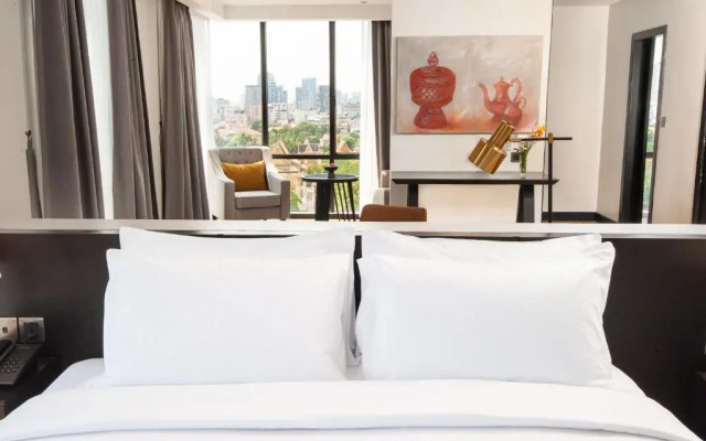 GLOW PARK HOTEL Grand Royal Palace