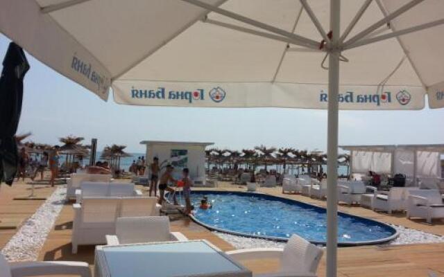 Al Rial Beach Apartments
