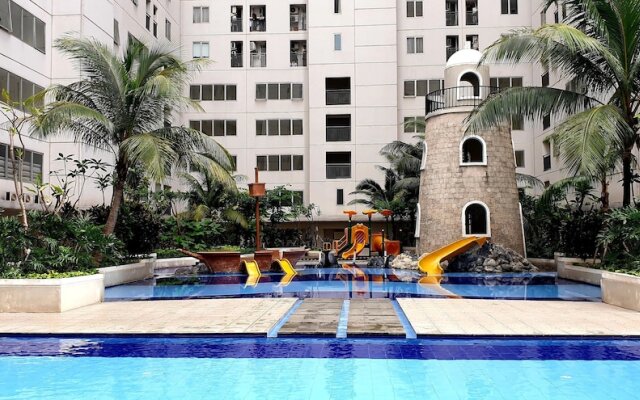 Clean & Comfy Room at Bassura with open view window