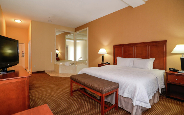 Hampton Inn & Suites Detroit/Chesterfield Township