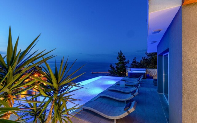 Awesome Home in Prigradica With Sauna, Wifi and 3 Bedrooms