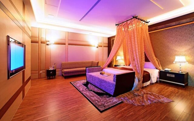 Changhua Laurel Boutique Motel
