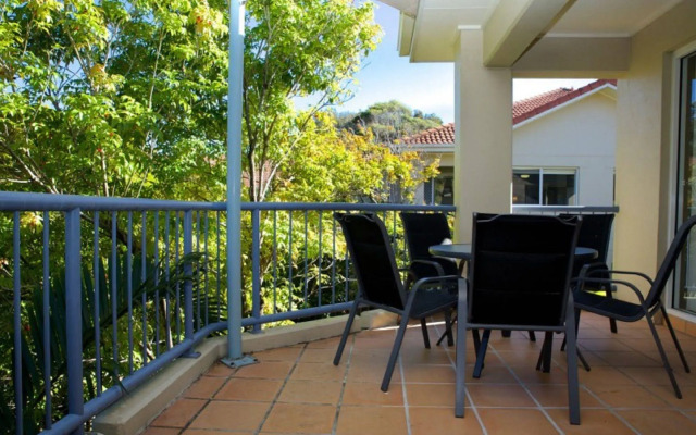 Sanctuary Lake Apartments