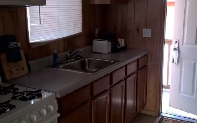 Totem Hotel and Suites