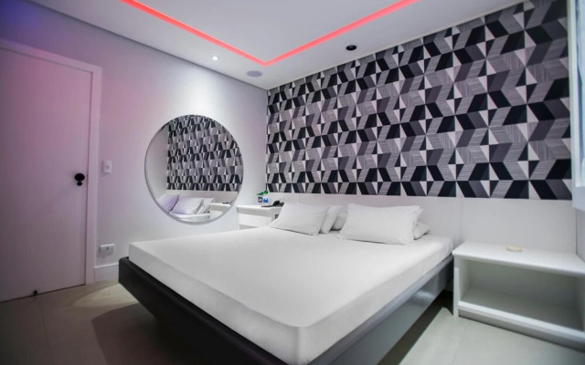 Rivieras Motel - Adults Only