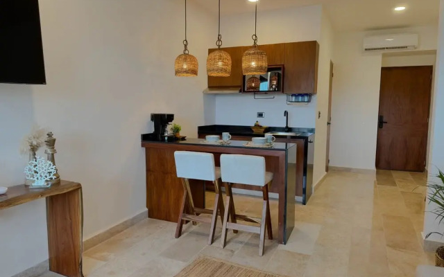 Charming One Bedroom Penthouse With Private Pool By Sandy Powerful