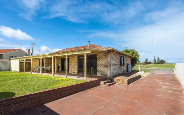 Sea-spray - Walking Distance to Ocean