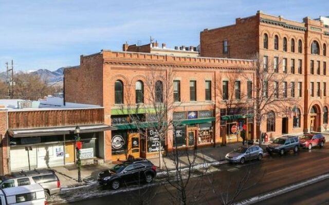 Bozeman - Atelier Above Main Street