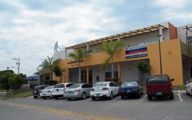 Casa Arroyo 3 BR by Casago