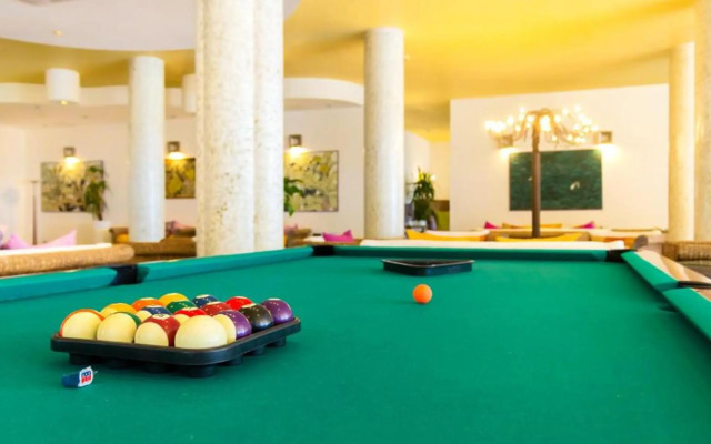 American Hotel