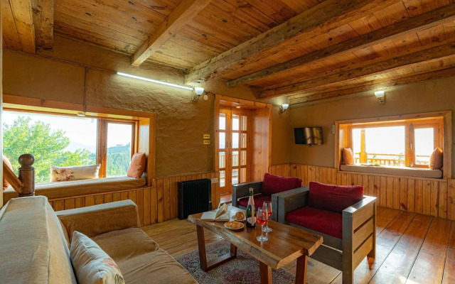 StayVista at DAAFI House with Comp Breakfast