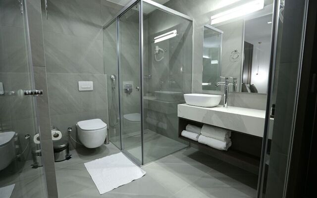 Astoria Luxury & Spa