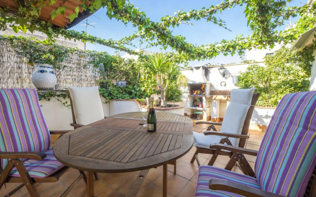 Apartamentos Ático Airport Barcelona, Terraza y Barbacoa