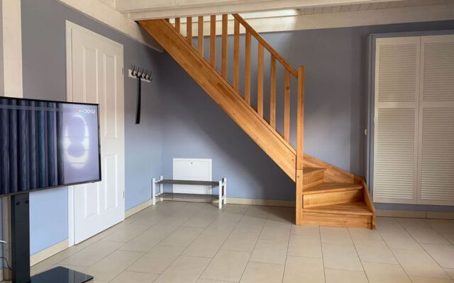 HOUSE WEIGELT KRöSLIN