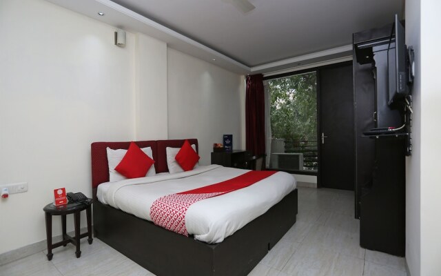 OYO 16410 Hotel Retreet