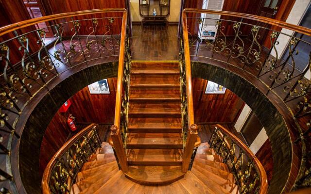 Indochine Cruise Lan Ha Bay